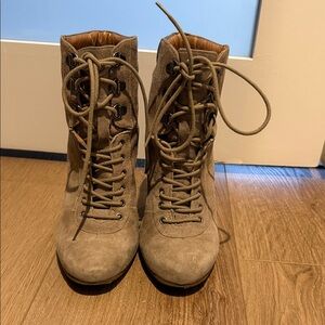 Brown Lace-Up Pour La Victoire Ankle Boots